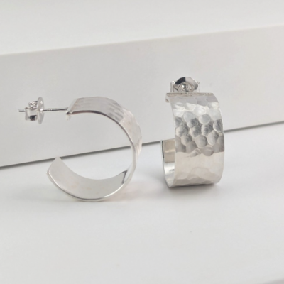 Georgina Dunn Jewellery - Wide dented brushed hoop earrings - medium